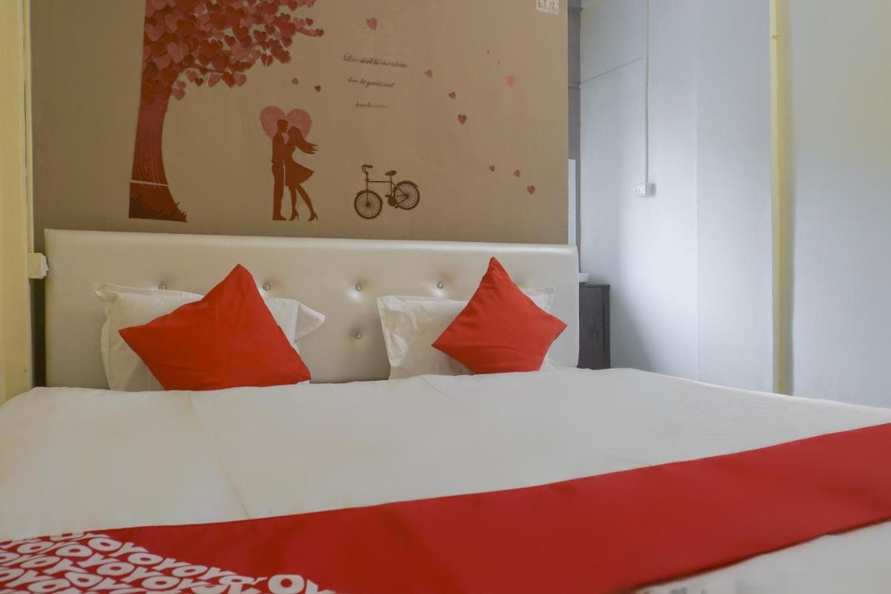Hotel O R K Hotel Pimpri-Chinchwad Kültér fotó
