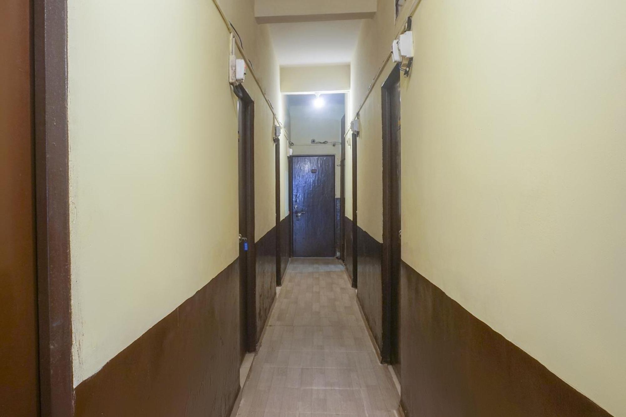 Hotel O R K Hotel Pimpri-Chinchwad Kültér fotó
